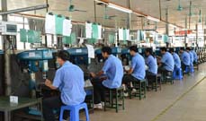 攻牙生產(chǎn)車間